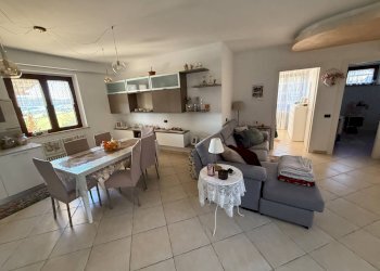 Foto 6 - Casa indipendente C.da Metuccia
 
2, Fermo - foto 6