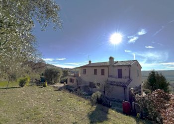 Foto 1 - Casa indipendente C.da Mentuccia
 
2, Fermo - foto 1