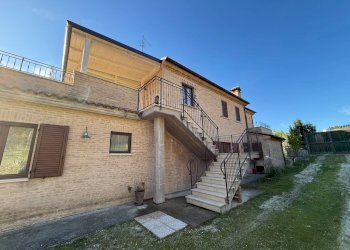 Foto 5 - Casa indipendente C.da Mentuccia
 
2, Fermo - foto 5