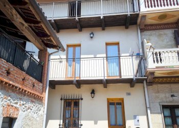 Foto 1 - Villa a Schiera Piazza Mazzini
 
20, Borriana - foto 1