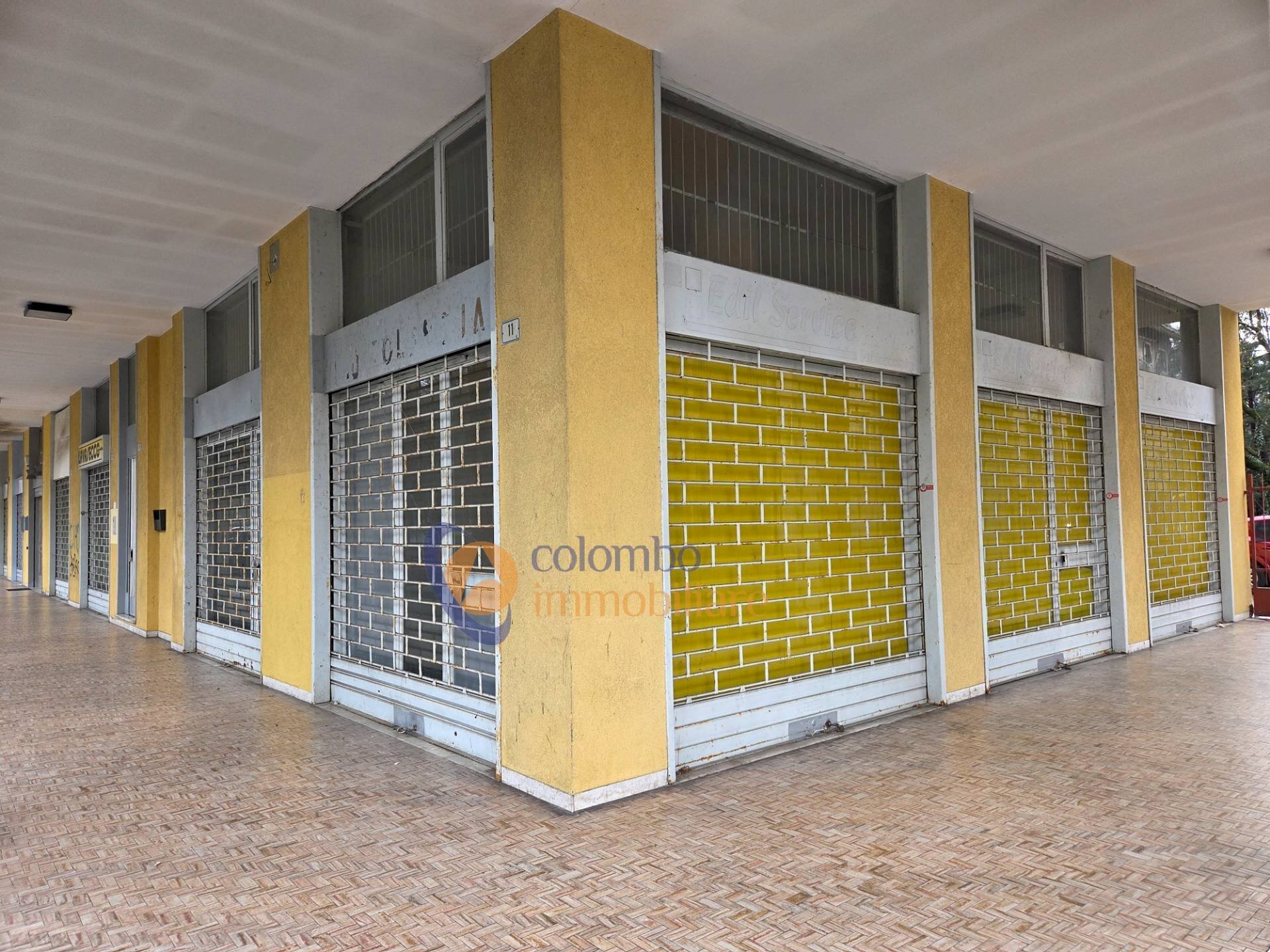 Foto 1 - Shop viale Giotto
 
11, Busto Arsizio - photo 1