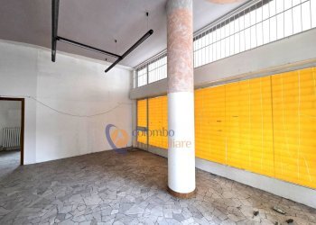 Foto 8 - Shop viale Giotto
 
11, Busto Arsizio - photo 7