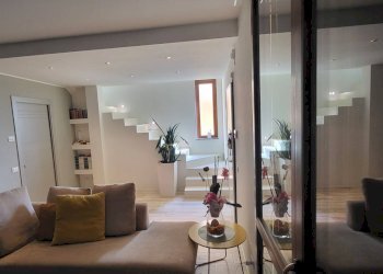 Foto 3 - Villa Marco Polo
 
10, Cassano Magnago - foto 3