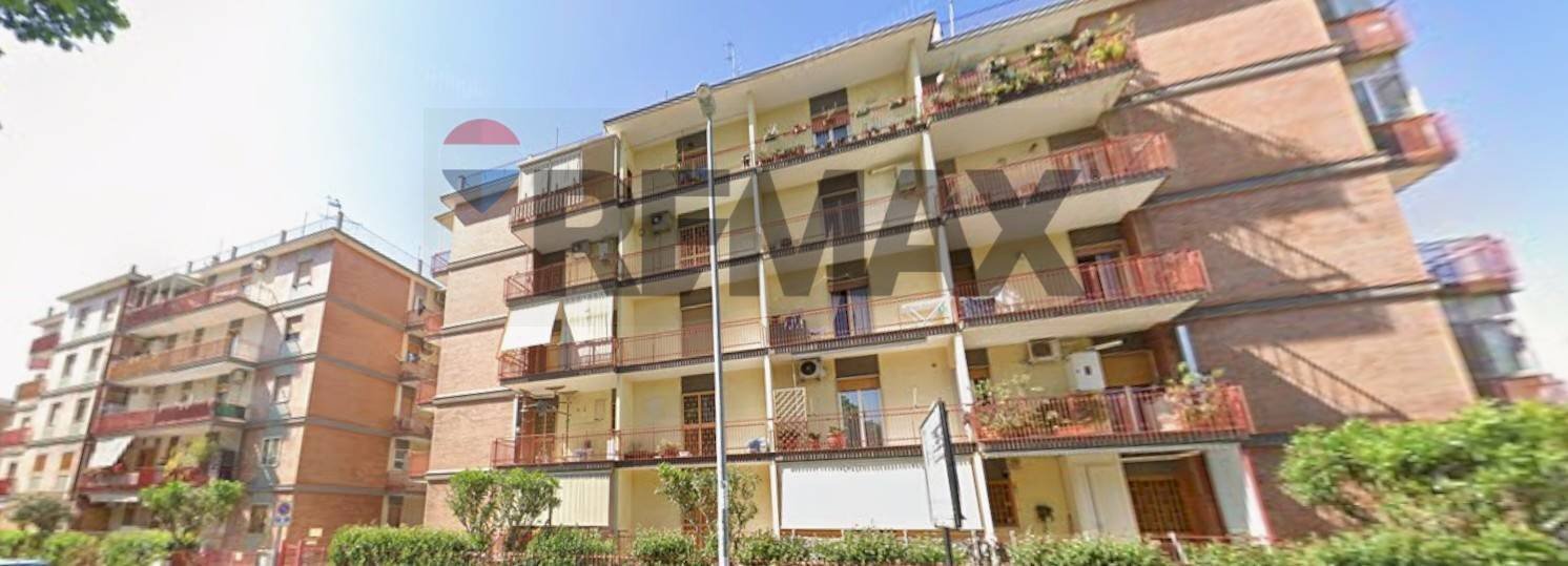 Edificio all\'aperto - Quadrilocale Viale John Fitzgerald Kennedy
 
77, Bari - foto 1