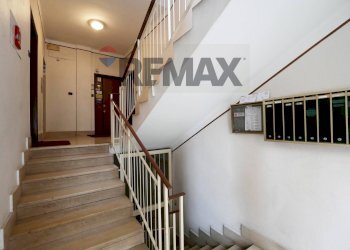 Scale - Quadrilocale Viale John Fitzgerald Kennedy
 
77, Bari - foto 3