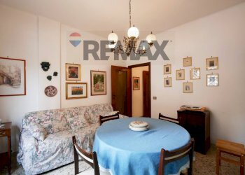 Sala da pranzo - Quadrilocale Viale John Fitzgerald Kennedy
 
77, Bari - foto 6