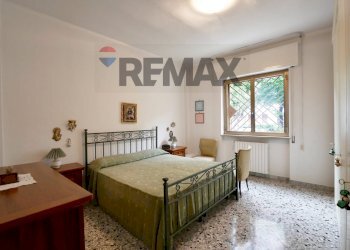 Camera / camera da letto - Quadrilocale Viale John Fitzgerald Kennedy
 
77, Bari - foto 19