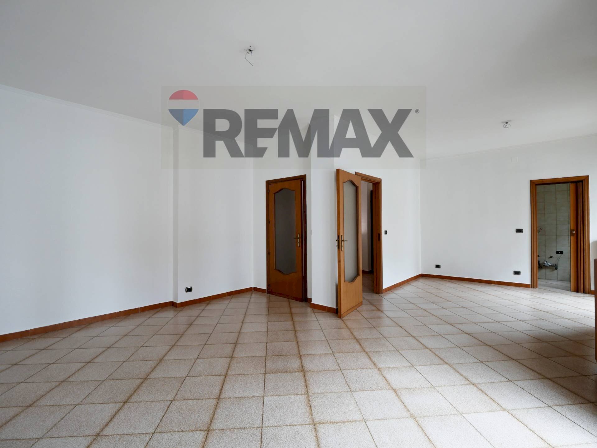 Stanza vuota - Appartamento Via Ugo La Malfa
 
2, Cassano delle Murge - foto 1