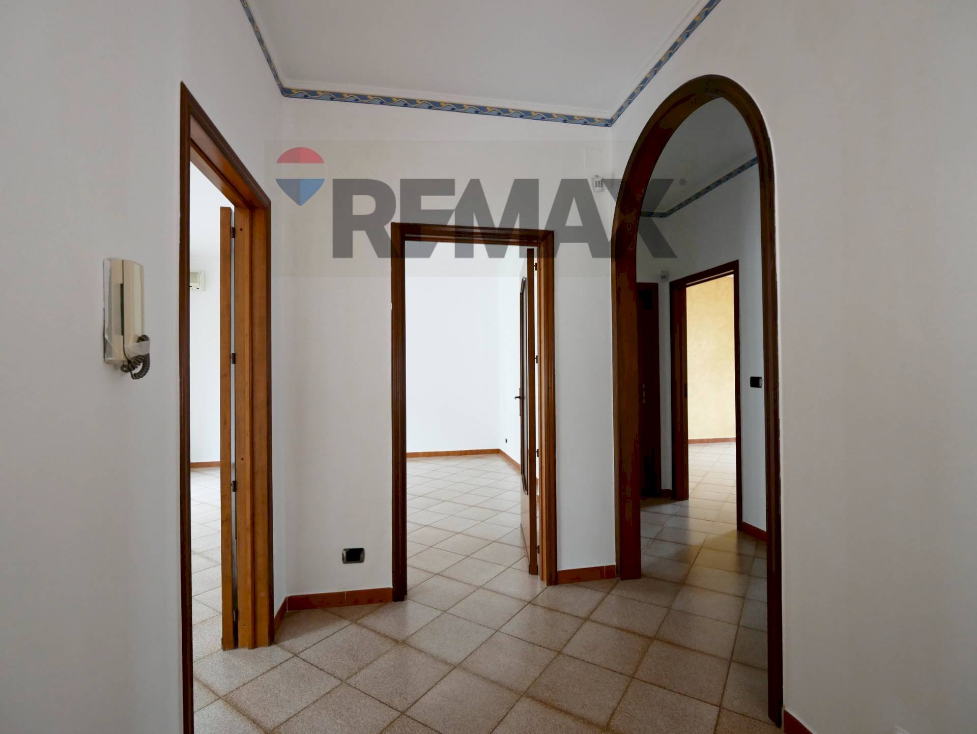 Hall / corridoio - Appartamento Via Ugo La Malfa
 
2, Cassano delle Murge - foto 2