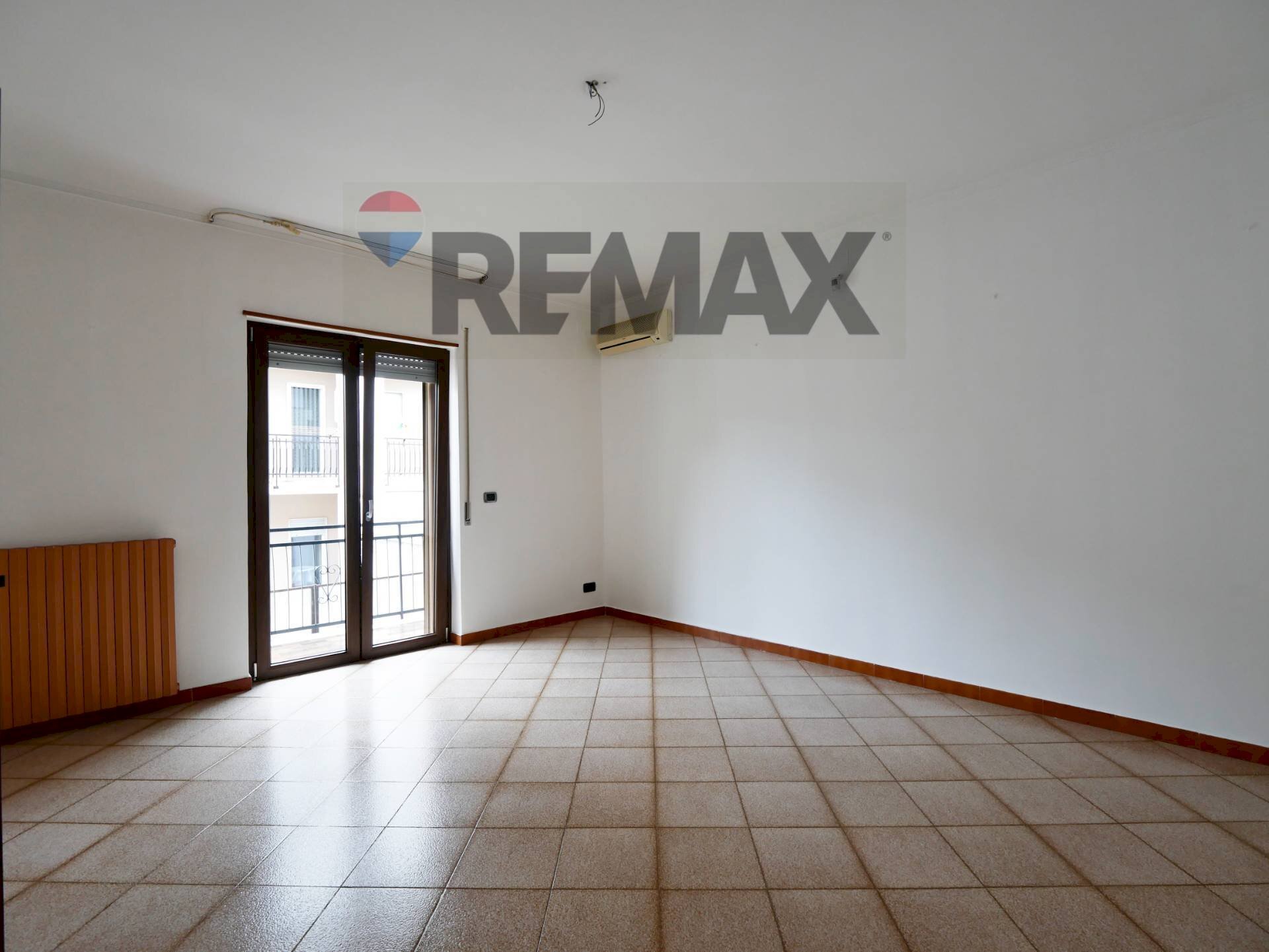 Stanza vuota - Appartamento Via Ugo La Malfa
 
2, Cassano delle Murge - foto 3