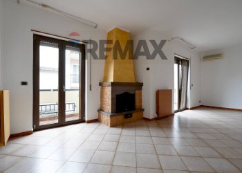 Soggiorno - Appartamento Via Ugo La Malfa
 
2, Cassano delle Murge - foto 5