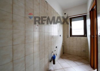 Bagno - Appartamento Via Ugo La Malfa
 
2, Cassano delle Murge - foto 6