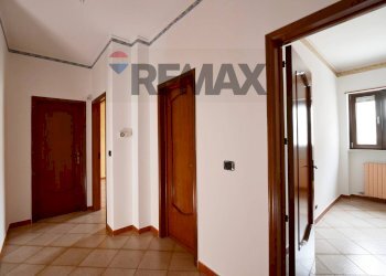 Hall / corridoio - Appartamento Via Ugo La Malfa
 
2, Cassano delle Murge - foto 9