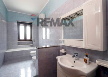 Bagno - Appartamento Via Ugo La Malfa
 
2, Cassano delle Murge - foto 11