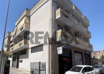 Edificio all\'aperto - Four-room apartment Via Ugo La Malfa
 
2, Cassano delle Murge - photo 1