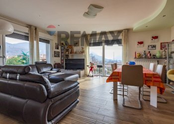 Sala da pranzo - Casa semi indipendente Via Libertà
 
14, Cugliate-Fabiasco - foto 1