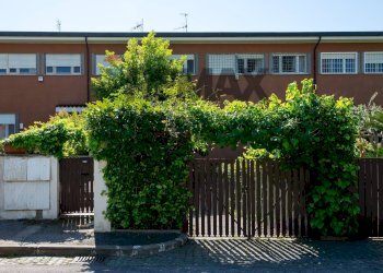 Edificio all\'aperto - Villa a Schiera Via Eupoli
 
82, Roma - foto 39