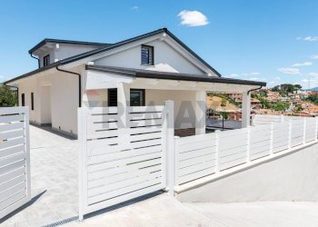 Casa all\'aperto - Appartamento Via Carlo Cattaneo
 
1, Monterotondo - foto 1