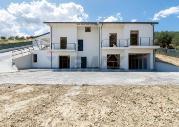 Casa all\'aperto - Appartamento Via Carlo Cattaneo
 
1, Monterotondo - foto 3