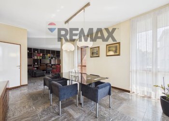 Sala da pranzo - Appartamento via Fusi
 
4, Pavia - foto 8