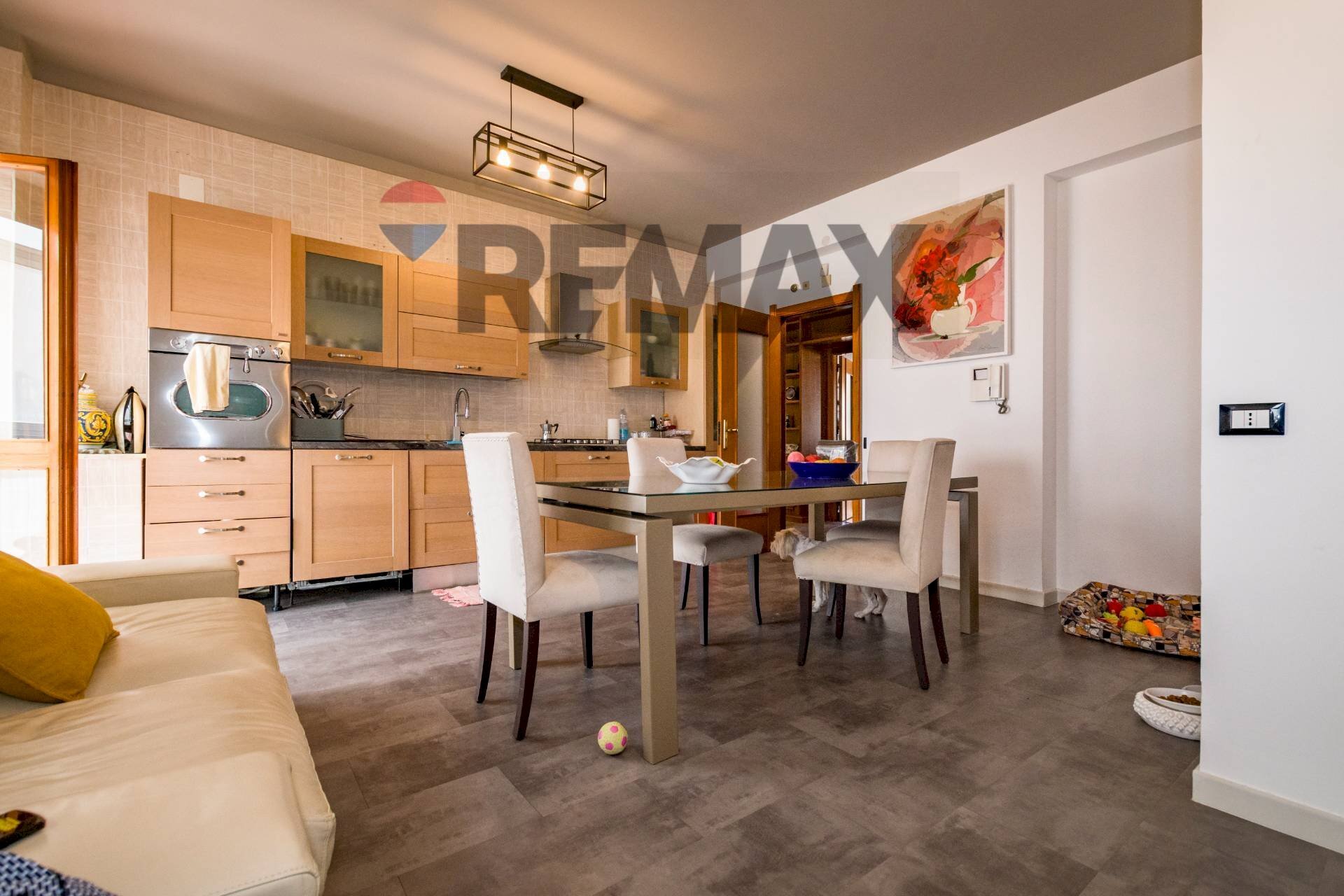 Sala da pranzo - Appartamento Viale Praga
 
11, Palermo - foto 2