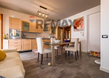 Sala da pranzo - Appartamento Viale Praga
 
11, Palermo - foto 2