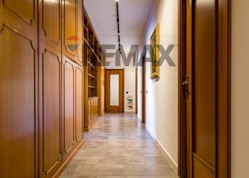 Hall / corridoio - Appartamento Viale Praga
 
11, Palermo - foto 14