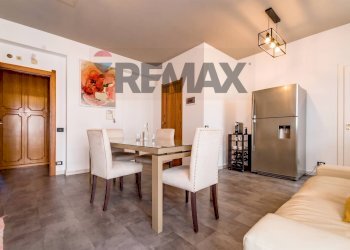 Sala da pranzo - Appartamento Viale Praga
 
11, Palermo - foto 22