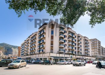 Edificio all\'aperto - Appartamento Viale Praga
 
11, Palermo - foto 31