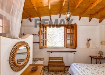 Camera / camera da letto - Villa VIA DELLE  RONDINI - CONTRADA COLOMBO
 
SNC, Cefalù - foto 4