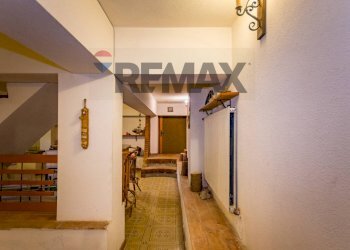 Hall / corridoio - Villa VIA DELLE  RONDINI - CONTRADA COLOMBO
 
SNC, Cefalù - foto 25