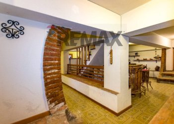 Hall / corridoio - Villa VIA DELLE  RONDINI - CONTRADA COLOMBO
 
SNC, Cefalù - foto 28