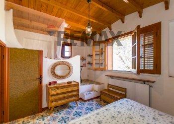 Camera / camera da letto - Villa VIA DELLE  RONDINI - CONTRADA COLOMBO
 
SNC, Cefalù - foto 31