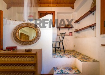 Scale - Villa VIA DELLE  RONDINI - CONTRADA COLOMBO
 
SNC, Cefalù - foto 33