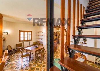 Sala da pranzo - Villa VIA DELLE  RONDINI - CONTRADA COLOMBO
 
SNC, Cefalù - foto 39