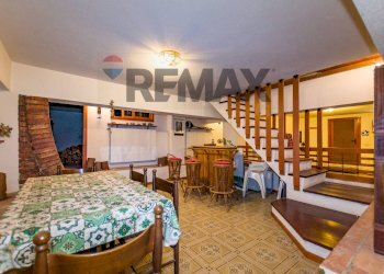 Sala da pranzo - Villa VIA DELLE  RONDINI - CONTRADA COLOMBO
 
SNC, Cefalù - foto 44