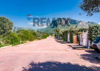 Vista delle montagne - Villa a Schiera Contrada Capo Rama
 
snc, Terrasini - foto 21