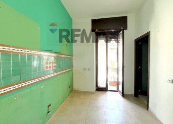Stanza vuota - Quadrilocale Via Cupa Carbone
 
10, Napoli - foto 6