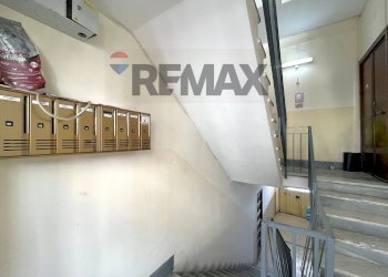 Ricezione / Lobby - Quadrilocale Via Cupa Carbone
 
10, Napoli - foto 20
