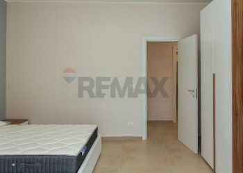 Camera / camera da letto - Terreno non edificabile Via Sebastiano Catania
 
211, Catania - foto 13