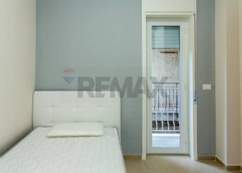 Camera / camera da letto - Terreno non edificabile Via Sebastiano Catania
 
211, Catania - foto 14