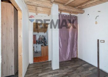 Disimpegno con 2° servizio - Villa Contrada San Leo
 
86, Belpasso - foto 24