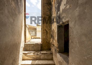 Scale - Apartment Via Francesco Crispi
 
6, Grammichele - photo 21