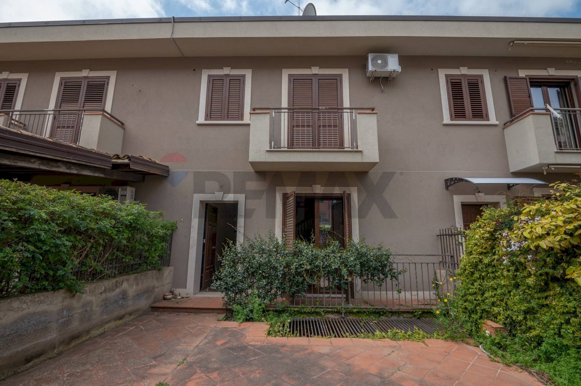 Casa all\'aperto - Villa a Schiera Via Adamo Asmundo
 
23, Caltagirone - foto 2