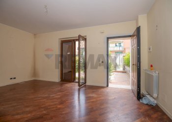 Stanza vuota - Villa a Schiera Via Adamo Asmundo
 
23, Caltagirone - foto 3