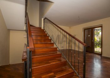 Scale - Villa a Schiera Via Adamo Asmundo
 
23, Caltagirone - foto 10