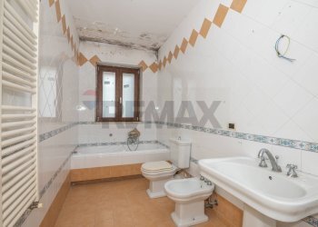 Bagno - Villa a Schiera Via Adamo Asmundo
 
23, Caltagirone - foto 19