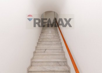 Scale - Semi-detached house Via Battiati
 
58, Aci Bonaccorsi - photo 26