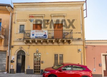 Edificio all\'aperto - Semi-detached house Via Battiati
 
58, Aci Bonaccorsi - photo 27