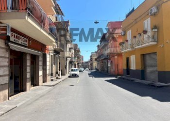 Edificio all\'aperto - Attico Corso dei Mille
 
76, Francofonte - foto 2